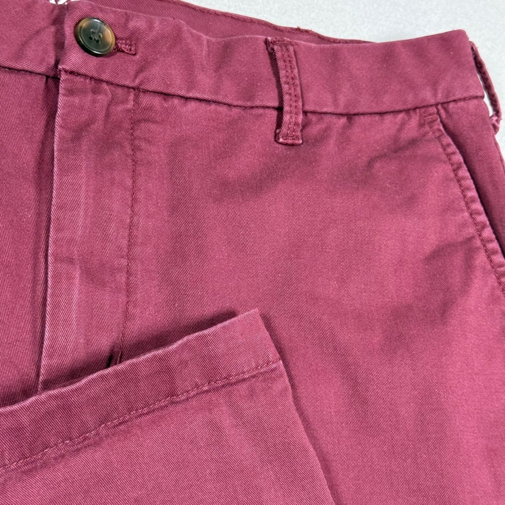 IZOD Saltwater Stretch Chino Pants Mens 34x32 Straight Fit Burgundy Maroon